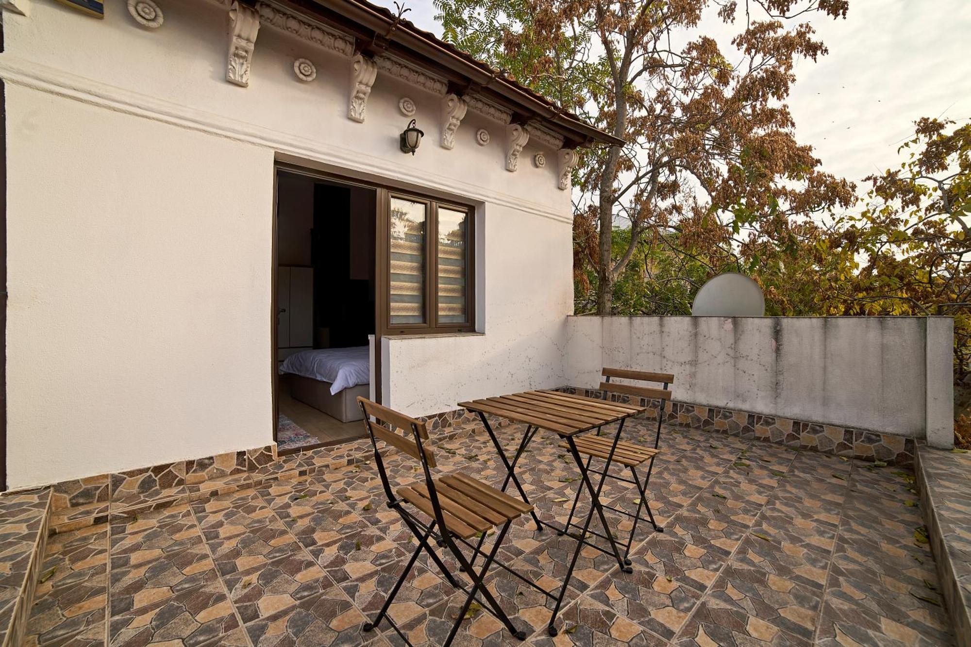 Dona Premier Suites Bucarest Esterno foto