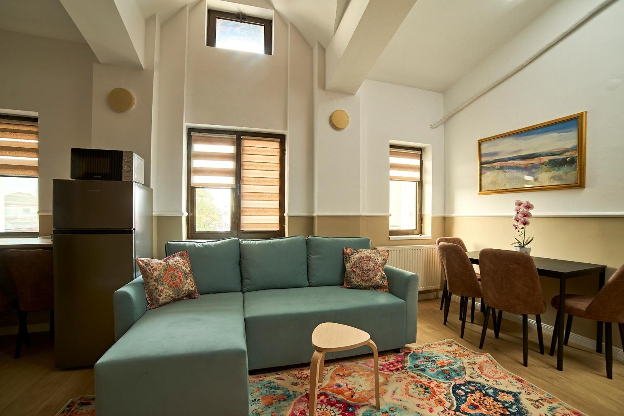 Dona Premier Suites Bucarest Esterno foto