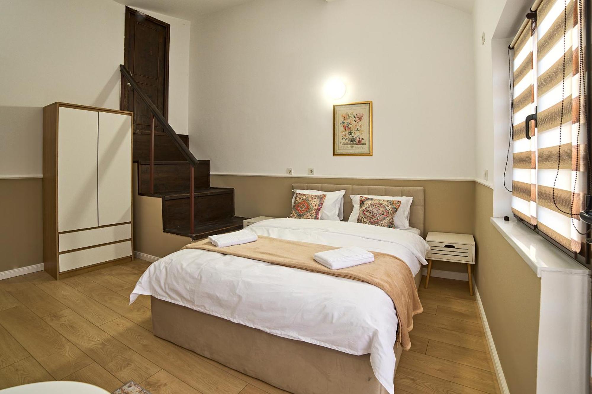 Dona Premier Suites Bucarest Esterno foto