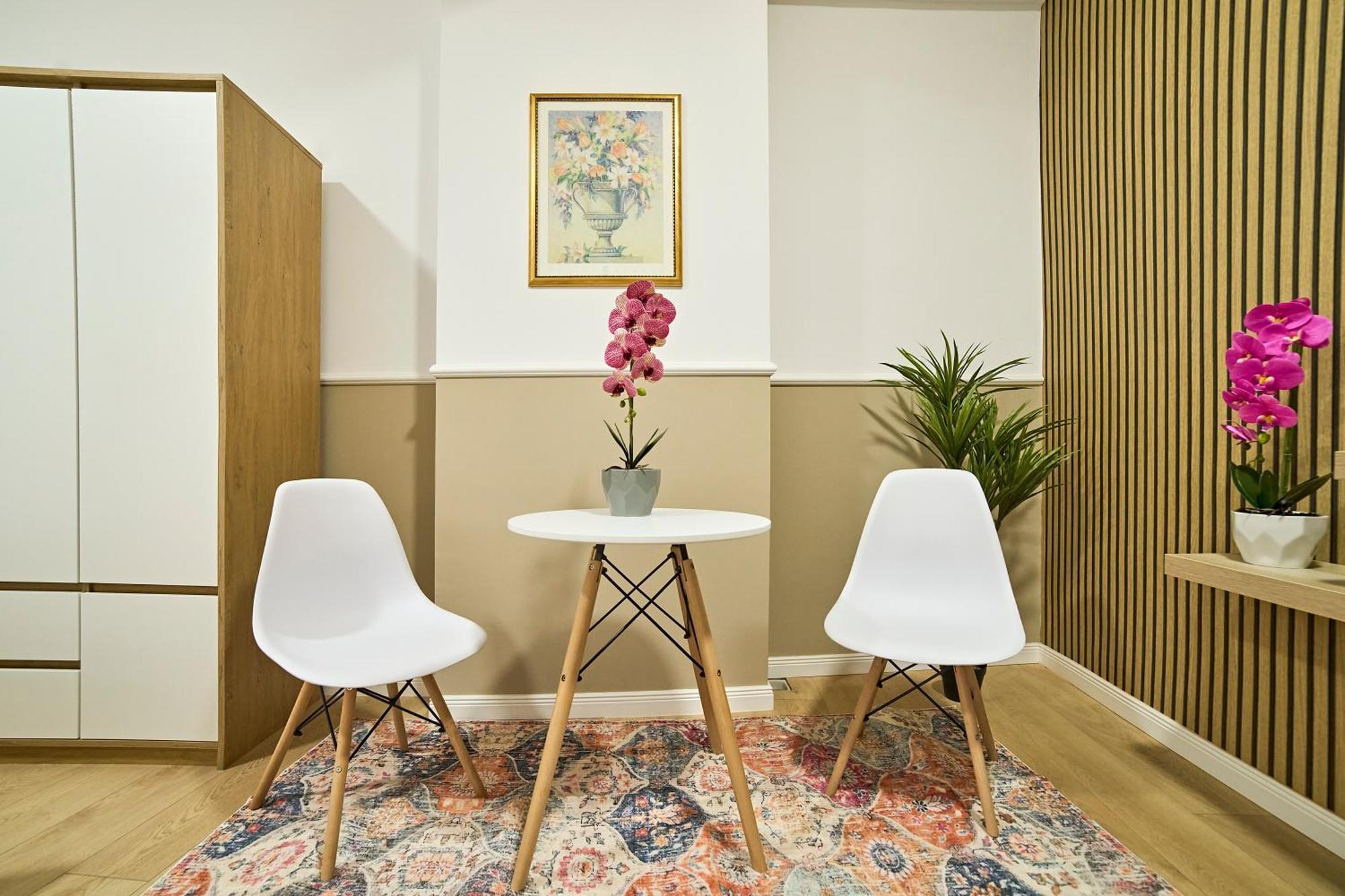 Dona Premier Suites Bucarest Esterno foto