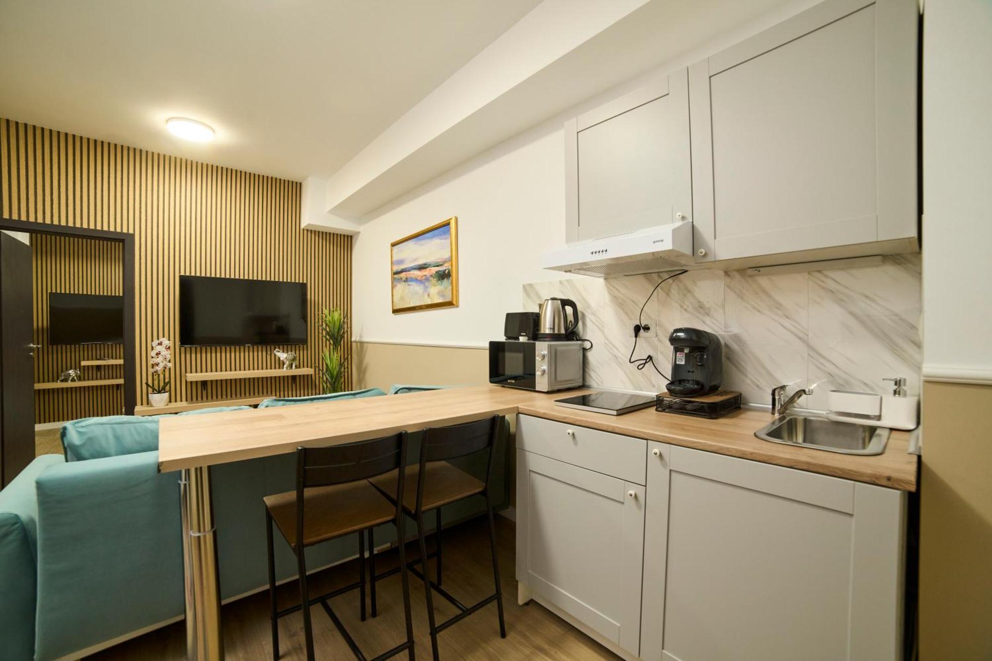 Dona Premier Suites Bucarest Esterno foto