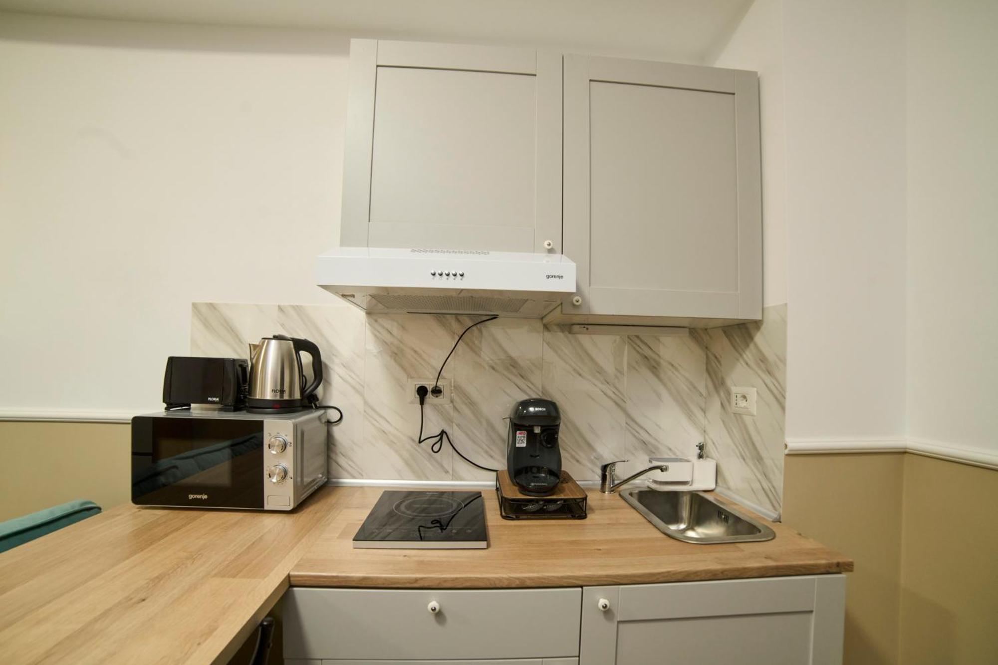 Dona Premier Suites Bucarest Esterno foto