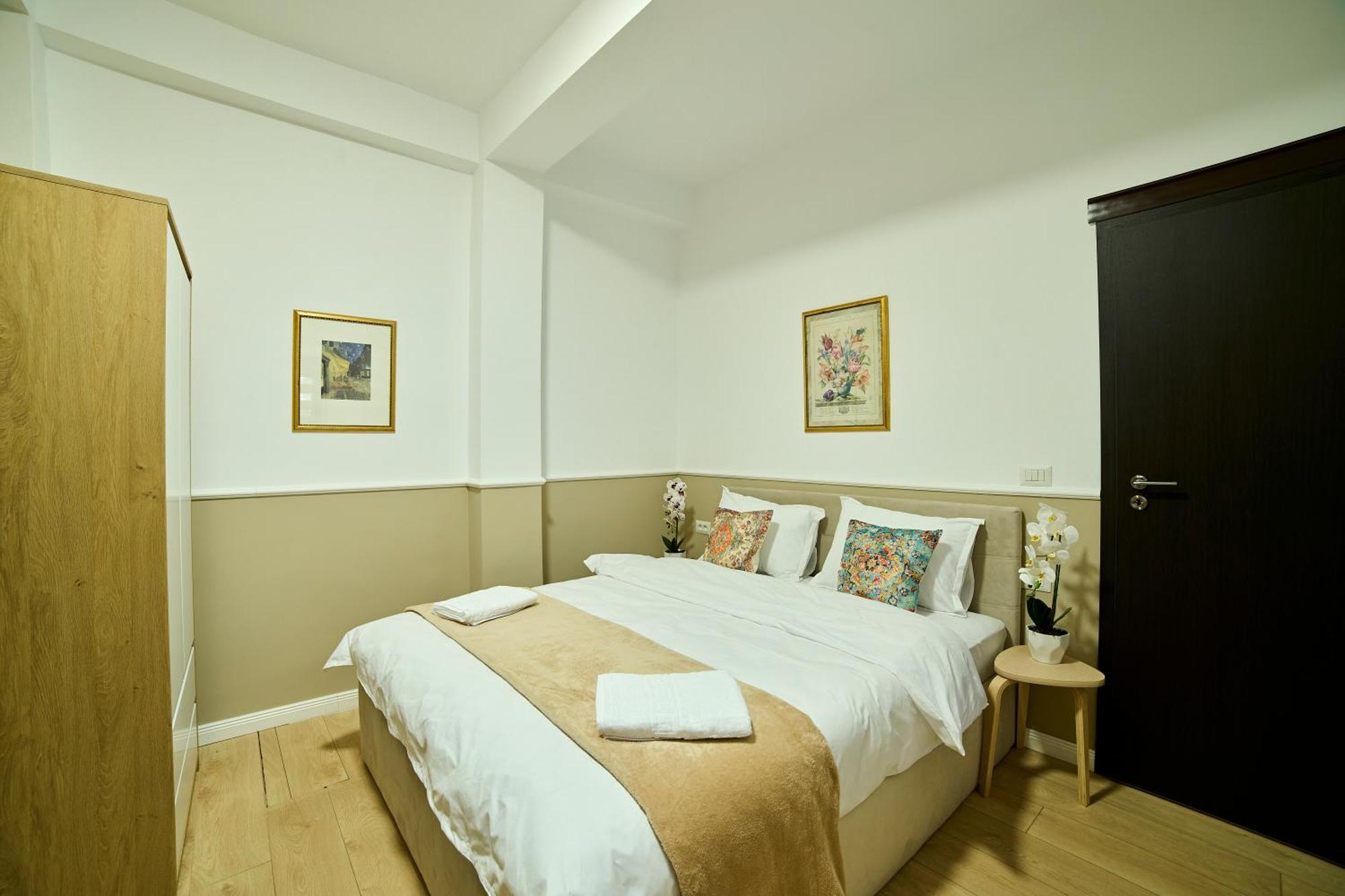 Dona Premier Suites Bucarest Esterno foto